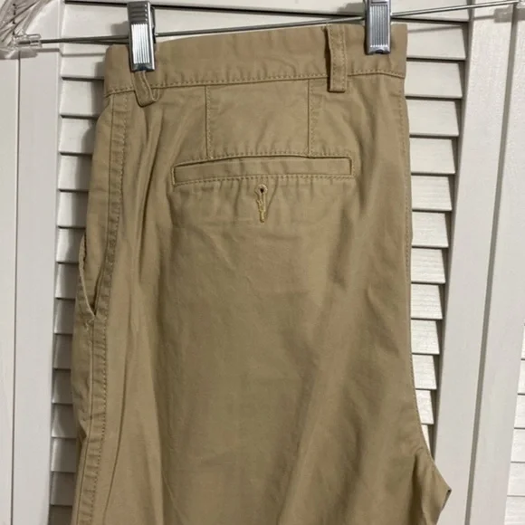 Tommy Hilfiger classic fit khakis - Picture 8 of 9